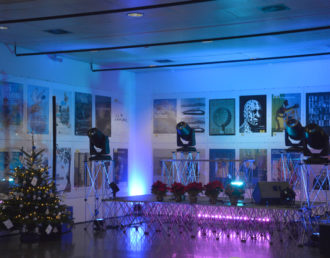 Zobele, brindisi natalizio. Rovereto (TN), dicembre 2018 - allestimento tecnico per dj set