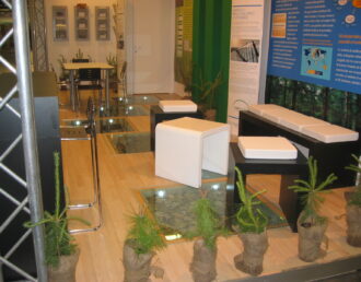 Habitech, fiera Terra Futura. Firenze, maggio 2007 - spazio espositivo dedicato alla filiera legno trentino