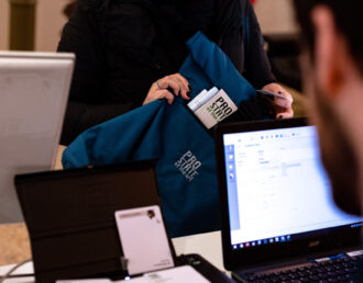 Materiali personalizzati: l’accoglienza inizia dal dettaglio